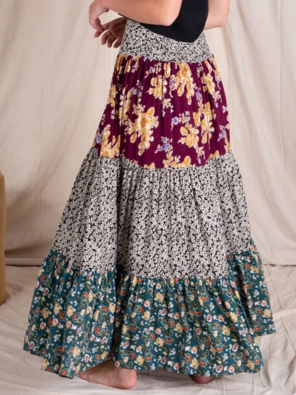 Natural Life Hanna Maxi Bohemian Flowy Mixed Print Floral Tiered Skirt Medium